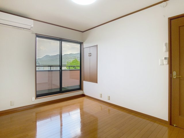 シャロームの洋室