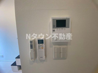 【セキュリティ】 | セーナ新道 | モニター付きインターフォンです。