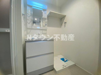 【独立洗面台】 | セーナ新道 | 朝の支度にも助かる、独立の洗髪洗面化粧台
