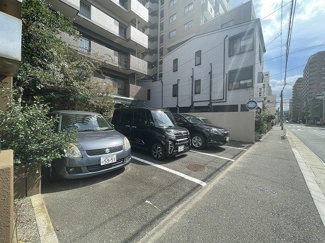 【駐車場】 | 現在敷地内駐車場に空きはありません