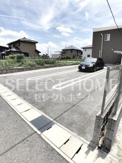 【駐車場】 | 車をお持ちの方に嬉しい駐車場付きの物件です