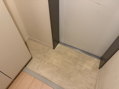 【玄関】