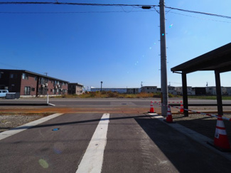 【前面道路含む現地写真】