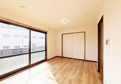 【居間・リビング】 | ブラウンヒルズ東山B棟