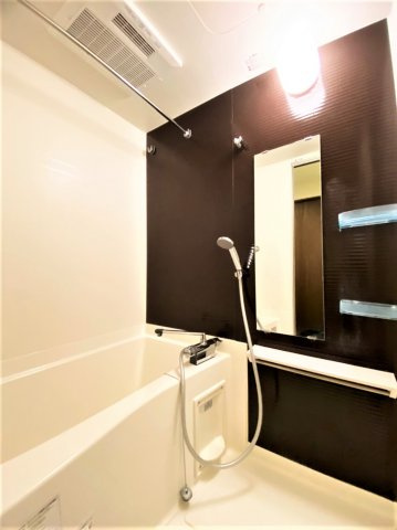 「防音マンション」ラシクラス目白通りの浴室|お風呂で日々の疲れを落としましょう