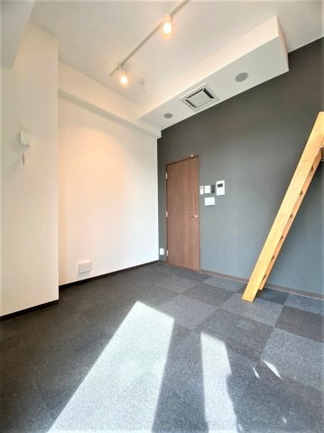 「防音マンション」ラシクラス目白通りの洋室|ゆったりした洋室です