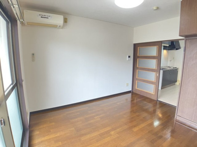 【居間・リビング】 | 【学生用プラン】パークサイド皆実