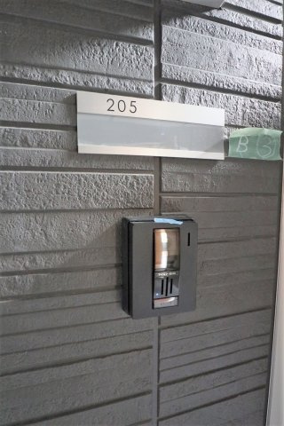 ハイアークEの玄関