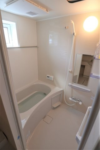 ハイアークEの浴室