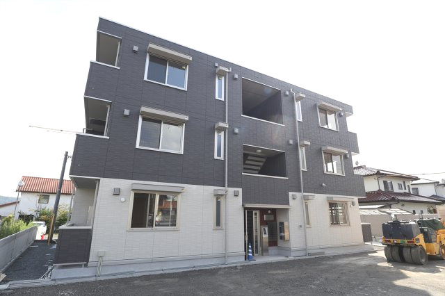 ハイアークEの外観