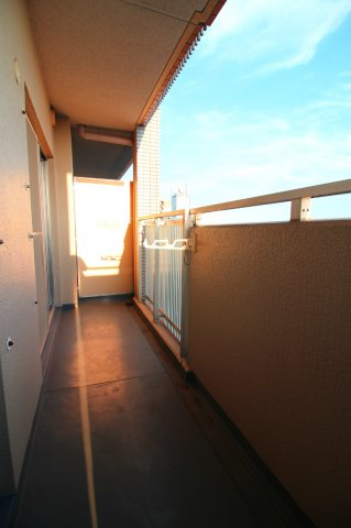 オスプリー塩屋のバルコニー