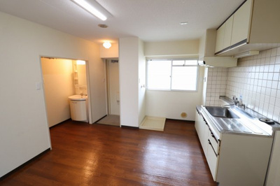 【居間・リビング】 | リバーサイドニッシン城東ハイツ