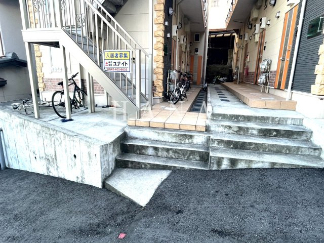ユナイト菊名アウグスブルグのエントランス