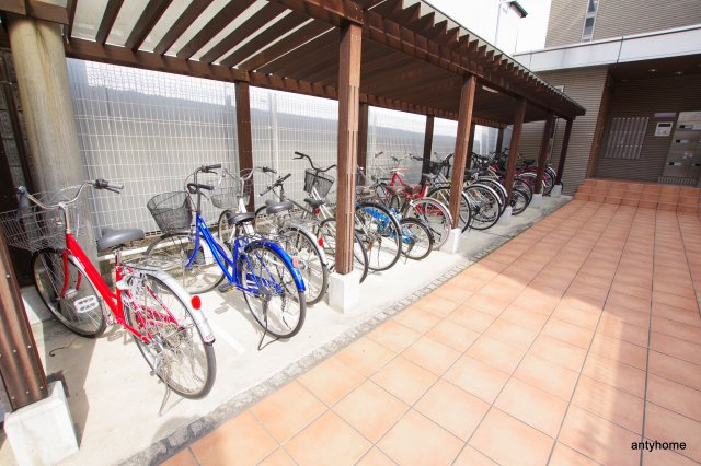 モーブ　仲介手数料無料の駐車場