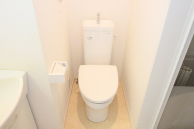 【トイレ】 | Ｃｏｌｏｒｚ　Ｈｉｙｏｓｈｉ | 別部屋参考写真です。