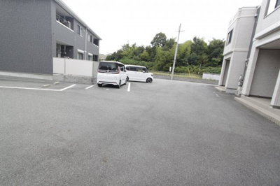 【駐車場】 | パレスエムズ
