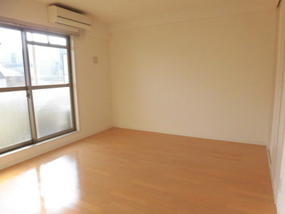 【洋室】 | ＫＥＩＧＯＲＩＮⅡ | 広々とした洋室です