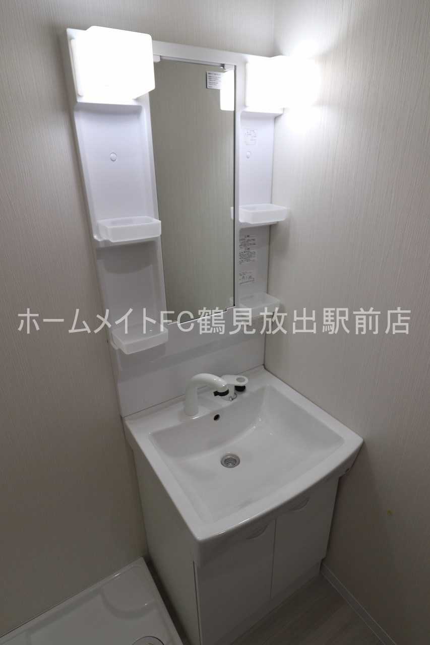 アート徳庵の独立洗面台