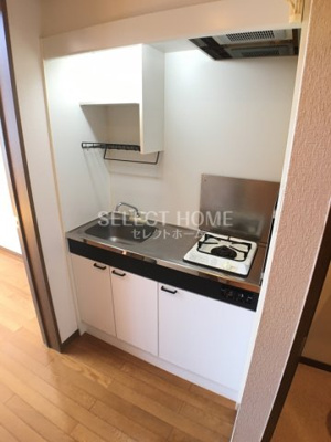 【キッチン】 | ハートヒルズ伊賀 | コンパクトなキッチンで掃除もラクラク