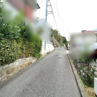 【前面道路含む現地写真】