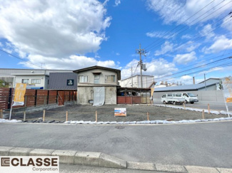 【前面道路含む現地写真】 | 宇治市宇治戸ノ内　売土地　建築条件付き | 大きなスーパーには、ホームセンター、ドラッグストア、100円均一、衣料品、家電量販店などが揃っており、週末のお買い物はこちらでほとんど揃えれます！