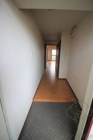 CASA ZABUの玄関