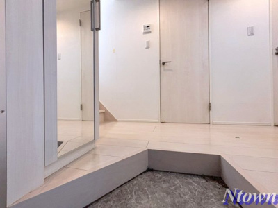 【玄関】 | ハーモニーテラスケー | 落ち着いた玄関です