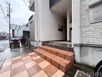 【エントランス】 | ハーモニーテラスケー | ゆとりのあるエントランスです