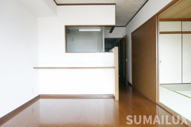 熊本市中央区八王寺町の賃貸マンションの居間・リビング