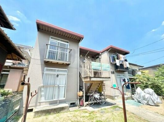 泉ヶ丘ハイツのエントランス