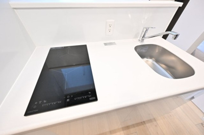 【キッチン】 | Ruygo Oshiage | システムキッチン（2口IHコンロ）