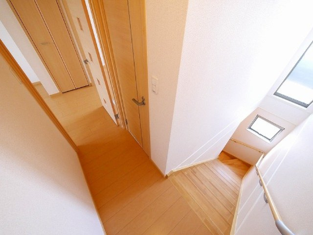 フィオーレ小泉の内装|廊下です