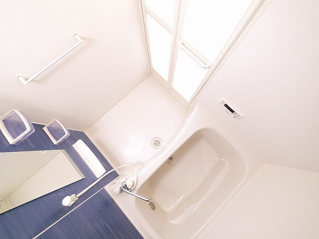 フィオーレ小泉の浴室|日々の疲れを癒すお風呂付です