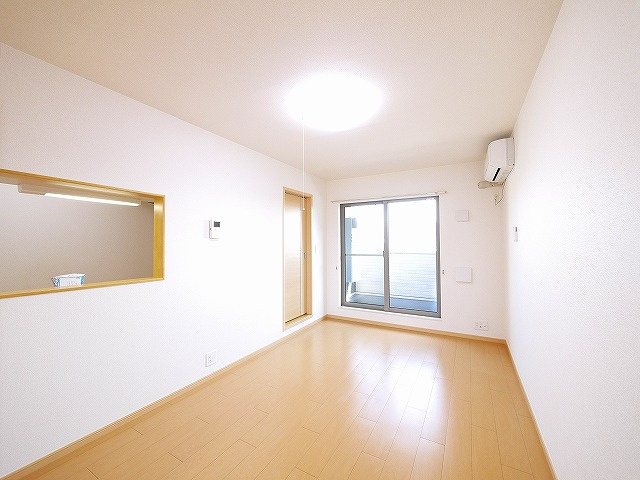 フィオーレ小泉の居間・リビング|居間です