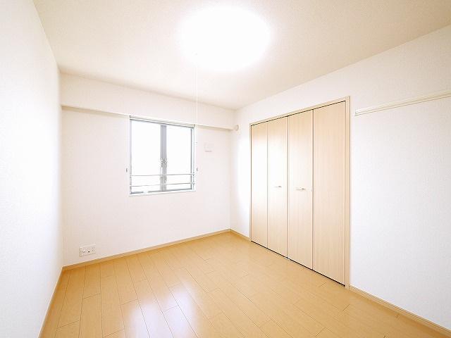 フィオーレ小泉の寝室|寝室にいかがでしょうか