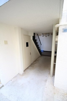 【エントランス】 | 高徳町マンション