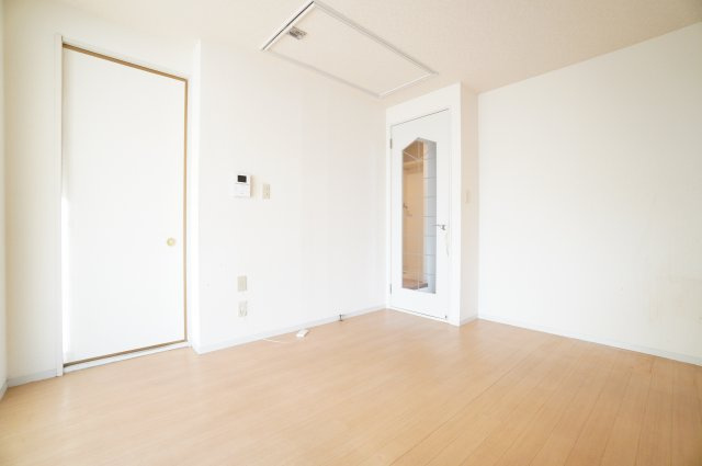 【洋室】 | グランドサン伍番館