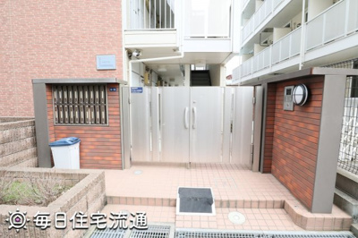 【エントランス】 | イルソーレ