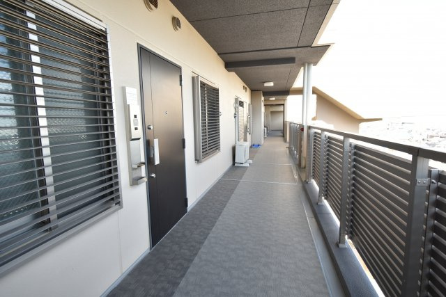 メイツブラン長岡京のその他共用部分|共用部廊下