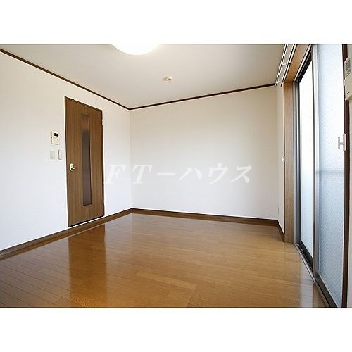 アムール Petitの居間・リビング