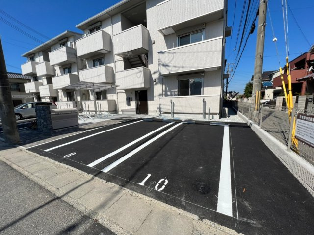 D-room　明石オーシャンビューハイツの駐車場