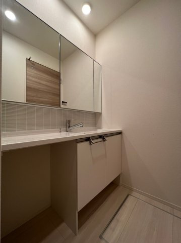 D-room　明石オーシャンビューハイツの洗面所