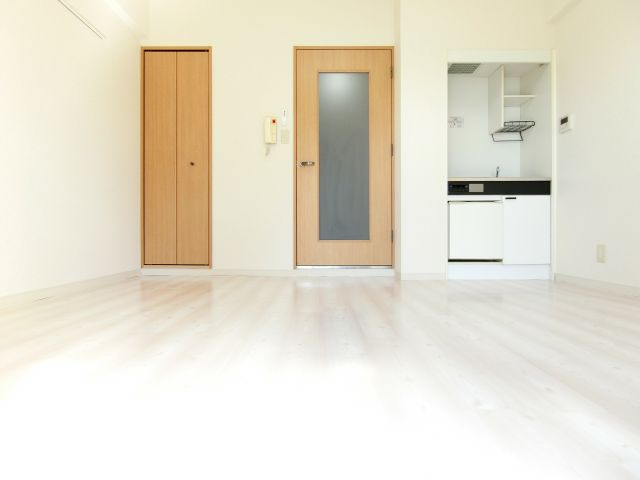 プランドールマサキの居間・リビング|同物件別部屋イメージ写真