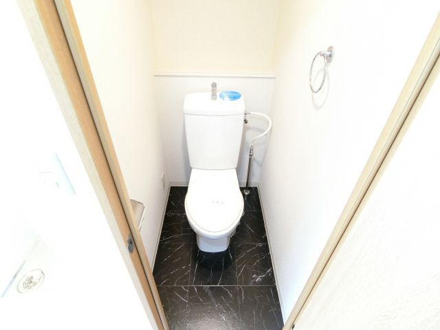 プランドールマサキのトイレ|同物件別部屋イメージ写真