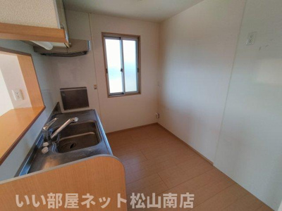 【キッチン】 | カーサ城北　C棟