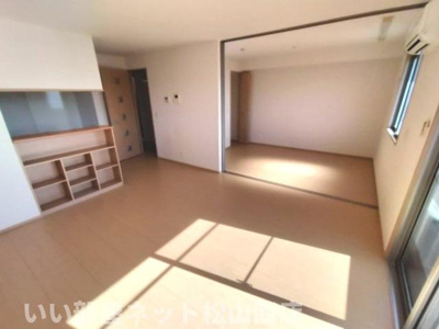 【居間・リビング】 | カーサ城北　C棟