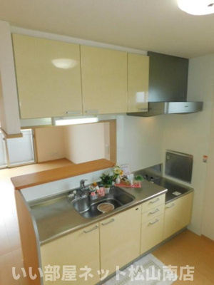 【キッチン】 | カーサ城北　C棟