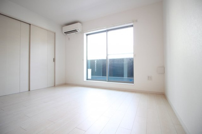 【居間・リビング】 | KTIレジデンス阿倍野 | 9.3帖のリビングです♪