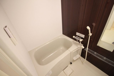 【浴室】 | KTIレジデンス阿倍野 | 日々の暮らしに欠かせないお風呂です