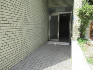 【エントランス】 | 毎日通るエントランスはこのようになっています